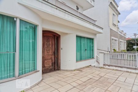 Casa à venda com 360m², 4 quartos e 8 vagasÁrea Externa