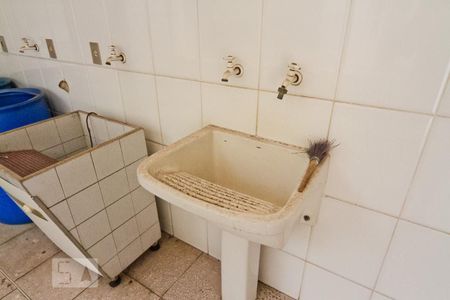 Casa à venda com 360m², 4 quartos e 8 vagasÁrea de Serviço