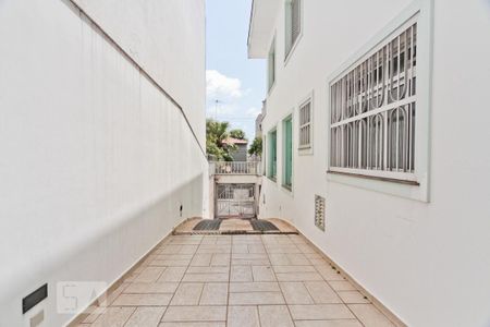 Casa à venda com 360m², 4 quartos e 8 vagasQuintal