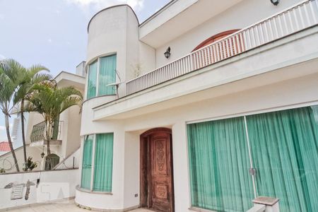 Casa à venda com 360m², 4 quartos e 8 vagasÁrea Externa