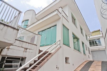 Casa à venda com 360m², 4 quartos e 8 vagasÁrea Externa