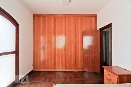 Casa à venda com 360m², 4 quartos e 8 vagasQuarto 2