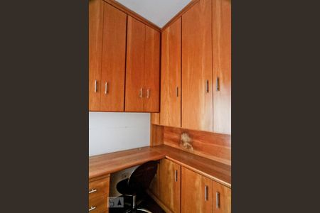 Casa à venda com 360m², 4 quartos e 8 vagasEscritório