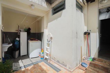 Casa à venda com 67m², 2 quartos e sem vagaÁrea de Serviço