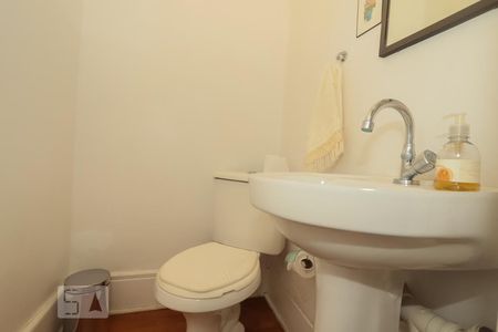 Casa à venda com 67m², 2 quartos e sem vagaLavabo