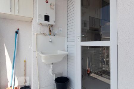 Apartamento à venda com 44m², 2 quartos e sem vaga Apartamento à venda com 44m², 2 quartos e sem vagaÁrea de serviço