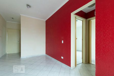 Sala de Apartamento com 2 quartos, 48m² Vila Carmosina