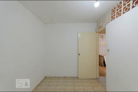 Casa à venda com 60m², 3 quartos e 1 vaga Casa à venda com 60m², 3 quartos e 1 vagaQuarto 2
