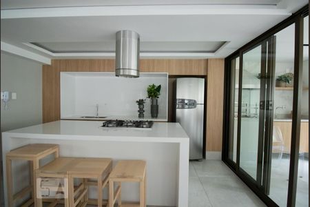 Studio para alugar com 29m², 1 quarto e sem vaga Studio para alugar com 29m², 1 quarto e sem vagaÁrea comum - Salão de festas