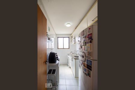 Apartamento à venda com 80m², 2 quartos e 1 vaga Apartamento à venda com 80m², 2 quartos e 1 vagaCozinha e Área de Serviço