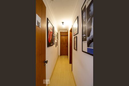 Apartamento à venda com 80m², 2 quartos e 1 vaga Apartamento à venda com 80m², 2 quartos e 1 vagaCorredor
