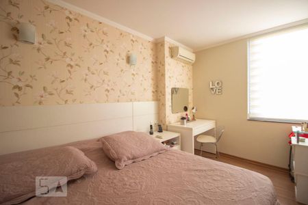 Casa à venda com 360m², 4 quartos e 5 vagasQuarto 2 - Suíte