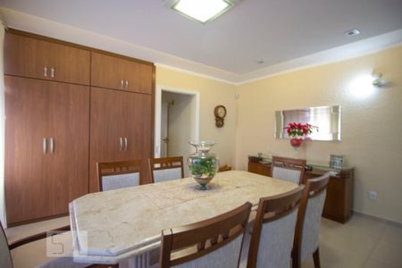 Casa à venda com 360m², 4 quartos e 5 vagasSala de Jantar