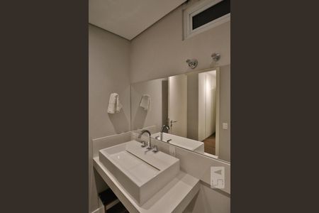 Apartamento para alugar com 192m², 1 quarto e 1 vagaBanheiro da Suíte