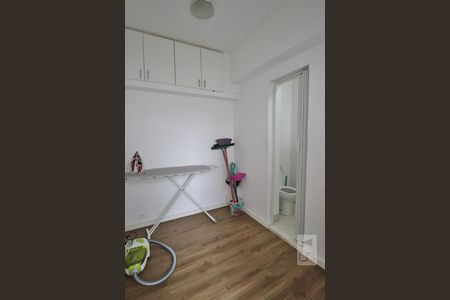 Apartamento para alugar com 192m², 1 quarto e 1 vagaQuarto de Serviço