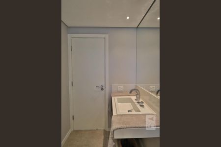 Apartamento para alugar com 192m², 1 quarto e 1 vagaBanheiro