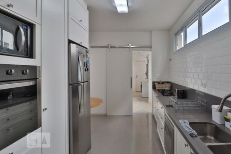 Apartamento para alugar com 192m², 1 quarto e 1 vaga Apartamento para alugar com 192m², 1 quarto e 1 vagaCozinha