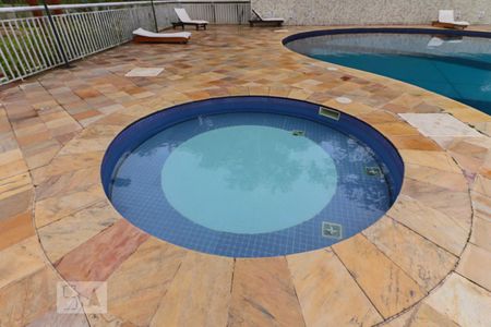 Apartamento à venda com 82m², 3 quartos e 2 vagasPiscina