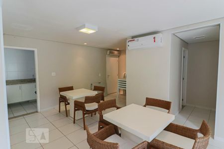 Apartamento à venda com 82m², 3 quartos e 2 vagasÁrea comum - Salão de festas