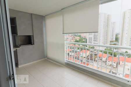 Apartamento à venda com 82m², 3 quartos e 2 vagasVaranda