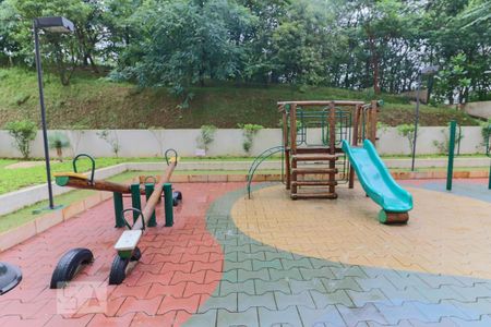 Apartamento à venda com 82m², 3 quartos e 2 vagasÁrea Comum - Playground