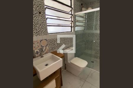 Casa à venda com 77m², 2 quartos e 1 vaga Casa à venda com 77m², 2 quartos e 1 vagaBanheiro da Suíte