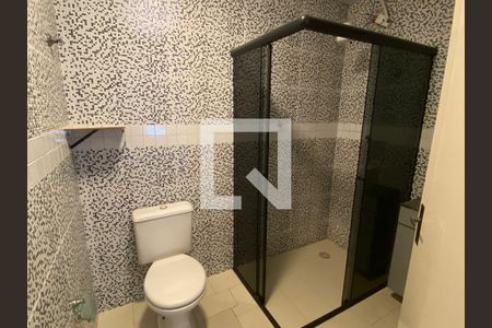 Casa à venda com 77m², 2 quartos e 1 vaga Casa à venda com 77m², 2 quartos e 1 vagaBanheiro