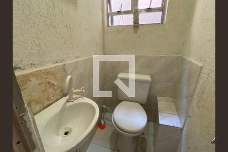 Casa à venda com 77m², 2 quartos e 1 vaga Casa à venda com 77m², 2 quartos e 1 vagaBanheiro de serviço