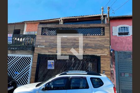 Casa à venda com 77m², 2 quartos e 1 vaga Casa à venda com 77m², 2 quartos e 1 vagaFachada