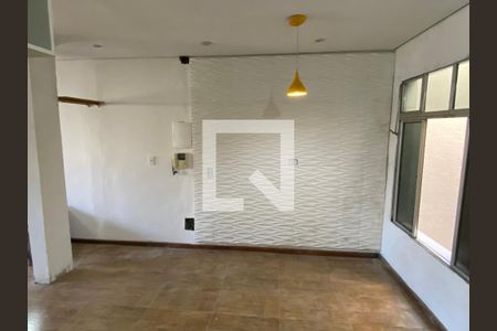 Casa à venda com 77m², 2 quartos e 1 vaga Casa à venda com 77m², 2 quartos e 1 vagaCozinha