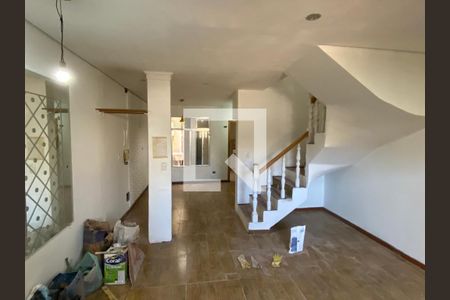 Sala de casa à venda com 2 quartos, 77m² em Vila do Encontro, São Paulo