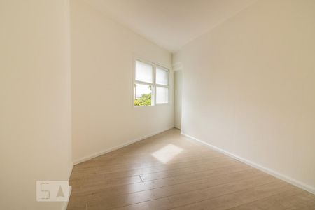 Dormitório de apartamento à venda com 3 quartos, 64m² em Centro Histórico, Porto Alegre