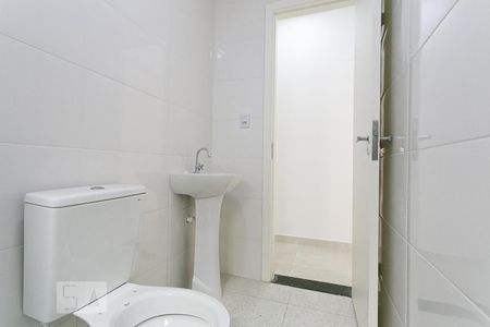 Studio para alugar com 30m², 1 quarto e sem vaga Studio para alugar com 30m², 1 quarto e sem vagaBanheiro