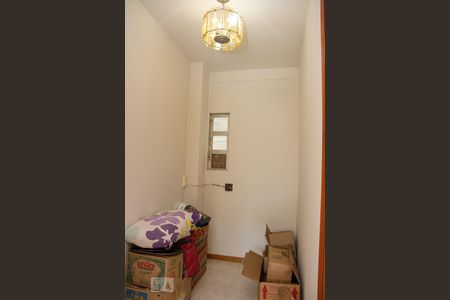 Apartamento à venda com 70m², 2 quartos e 1 vagaQuarto de Serviço Reversível