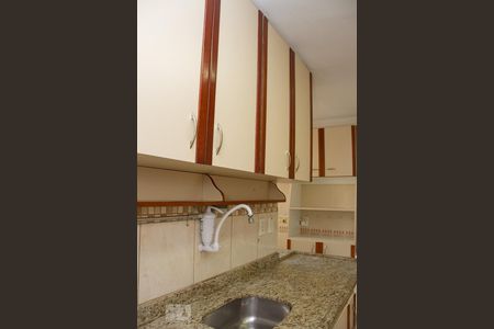 Apartamento à venda com 70m², 2 quartos e 1 vagaCozinha