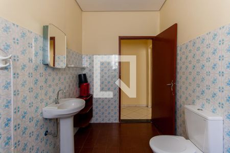 Casa para alugar com 170m², 3 quartos e 2 vagasBanheiro