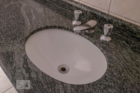 Apartamento à venda com 106m², 3 quartos e 1 vaga Apartamento à venda com 106m², 3 quartos e 1 vagaBanheiro Social