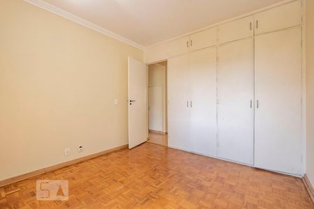 Apartamento à venda com 106m², 3 quartos e 1 vaga Apartamento à venda com 106m², 3 quartos e 1 vagaQuarto 2
