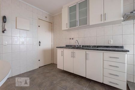 Apartamento à venda com 106m², 3 quartos e 1 vaga Apartamento à venda com 106m², 3 quartos e 1 vagaCozinha