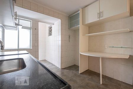 Apartamento à venda com 106m², 3 quartos e 1 vaga Apartamento à venda com 106m², 3 quartos e 1 vagaCozinha