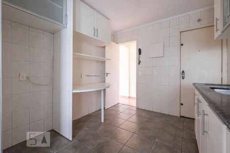 Apartamento à venda com 106m², 3 quartos e 1 vaga Apartamento à venda com 106m², 3 quartos e 1 vagaCozinha