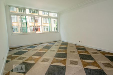 Sala de Apartamento com 3 quartos, 103m² Copacabana