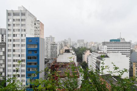 Sala - Vista de apartamento à venda com 3 quartos, 100m² em Vila Buarque, São Paulo