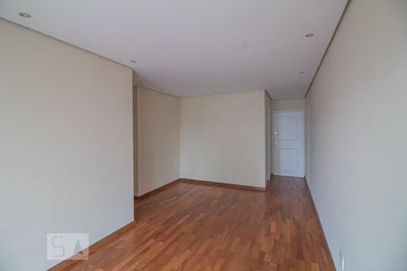 foto de Apartamento com 2 quartos, 70m² Brooklin