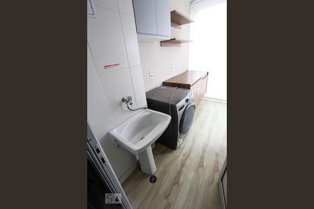 Apartamento à venda com 65m², 2 quartos e 1 vaga Apartamento à venda com 65m², 2 quartos e 1 vagaÁrea de Serviço
