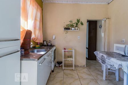 Casa à venda com 319m², 4 quartos e 4 vagas Casa à venda com 319m², 4 quartos e 4 vagascozinha da edícula