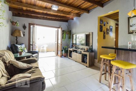 Sala de casa à venda com 4 quartos, 319m² em Cavalhada, Porto Alegre