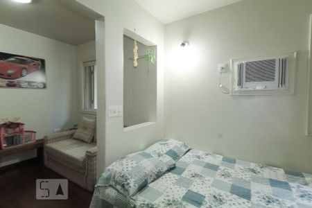 Casa à venda com 600m², 4 quartos e 2 vagasSuíte 1