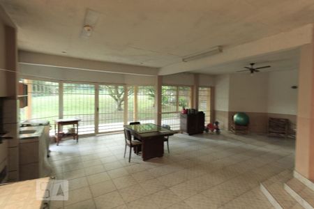 Casa à venda com 600m², 4 quartos e 2 vagasSalão de festas