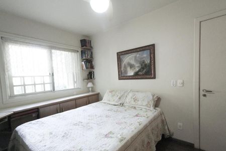 Casa à venda com 600m², 4 quartos e 2 vagasQuarto 2